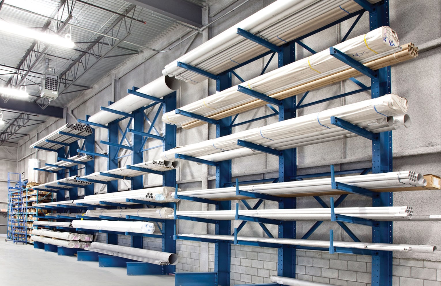 Cantilever Rack Capacity: How to Read It